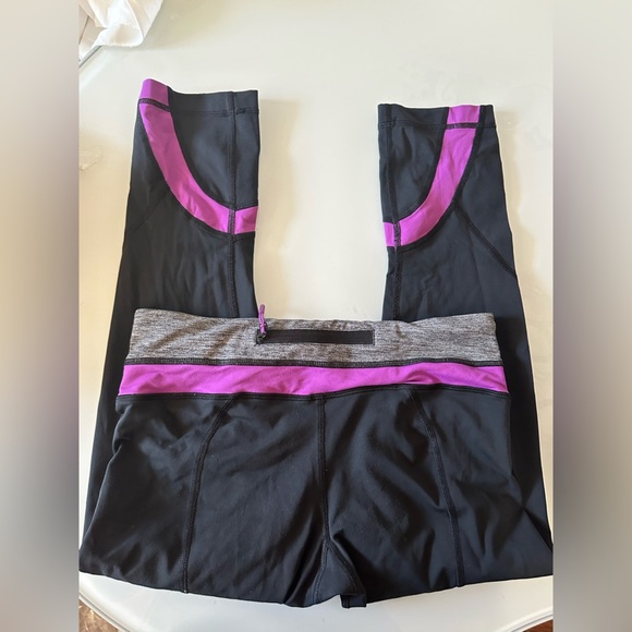 lululemon athletica Black and Purple Capris - Picture 2 of 3
